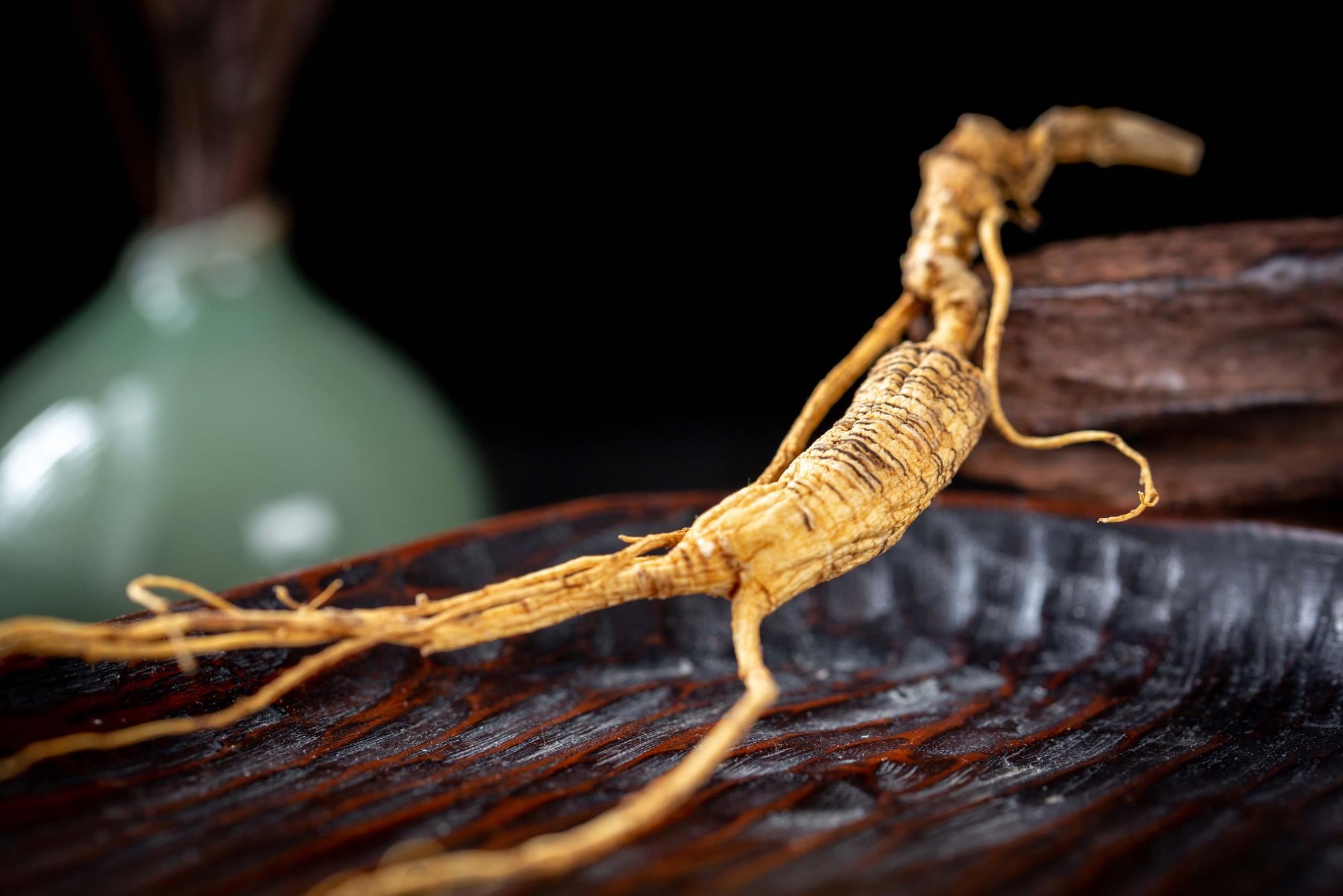 吃饭塞牙，可能是5种牙病闹的 护齿有7诀窍